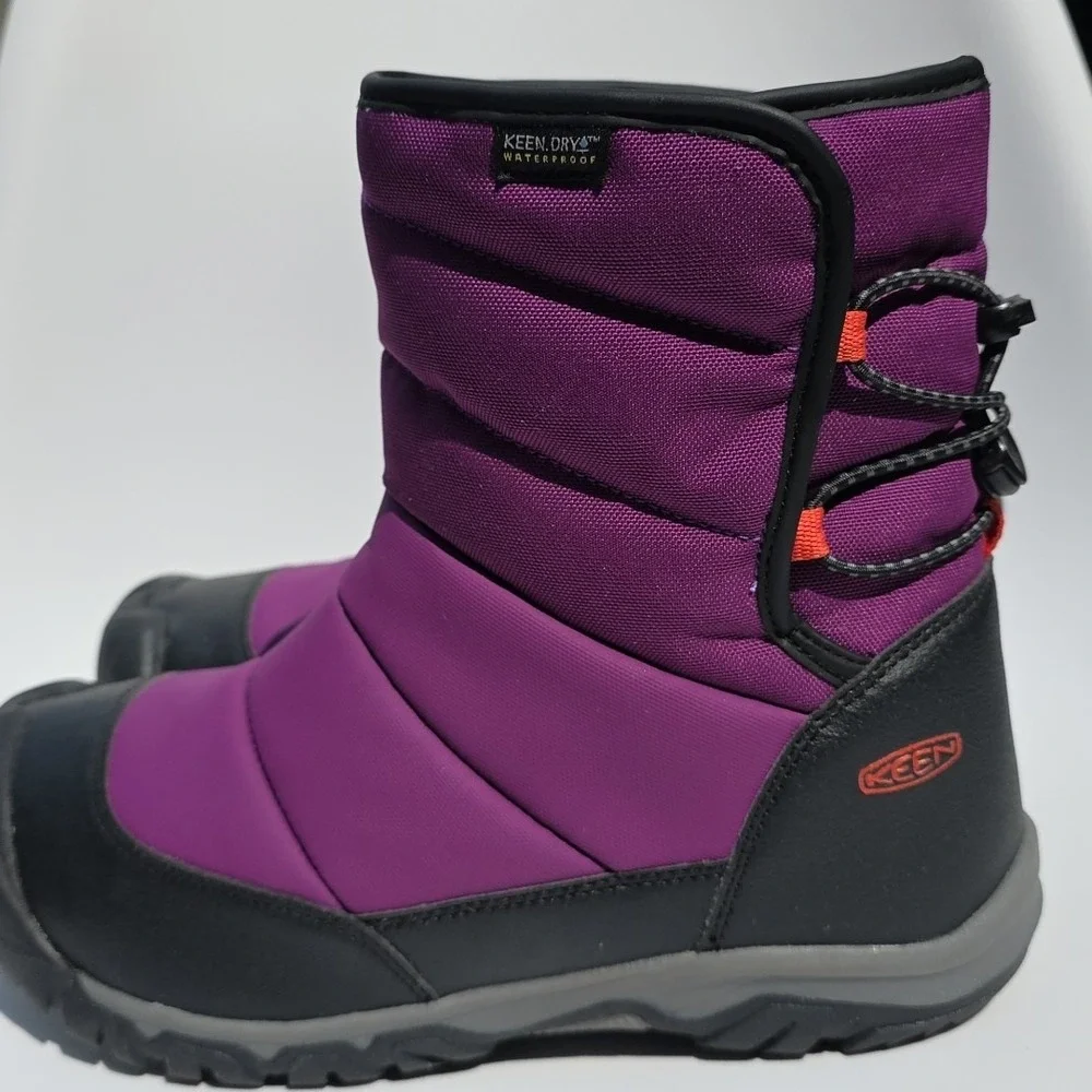 KEEN‎ Youth Puffrider Waterproof Boot Size 6 Insulated Slip In Adjustable Strap